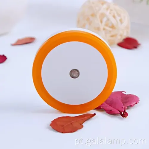 Luz noturna de brilho suave com sensor inteligente